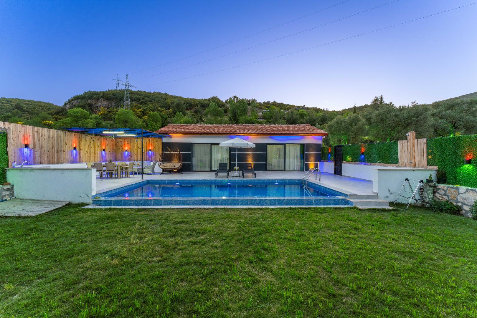 Villa Bora 2