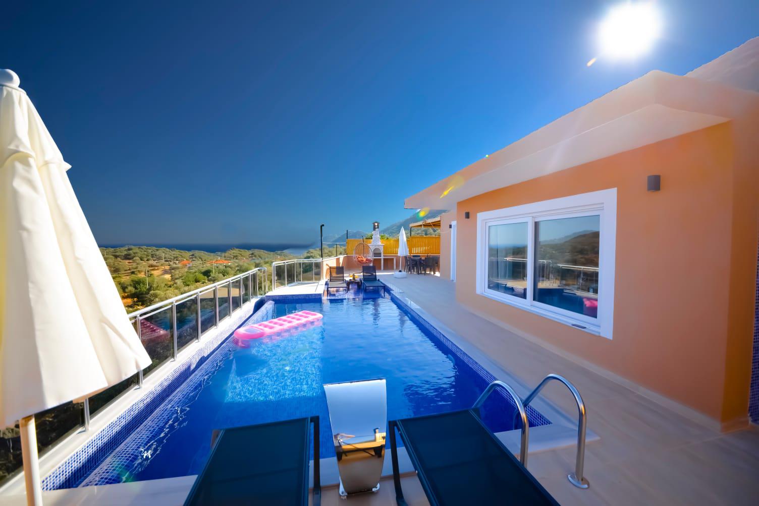 Villa Daylight