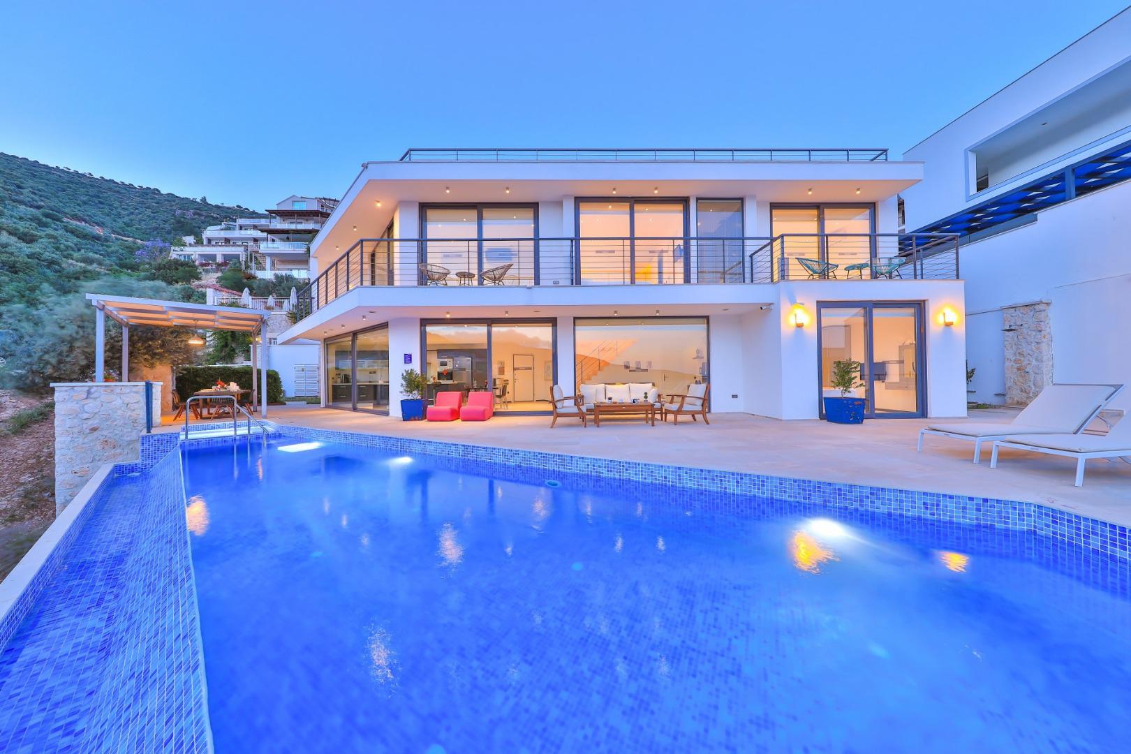 Villa Ship Ahoy