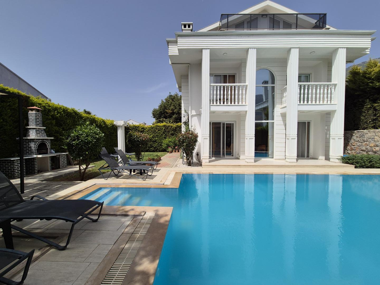 Villa Nisan Ölüdeniz