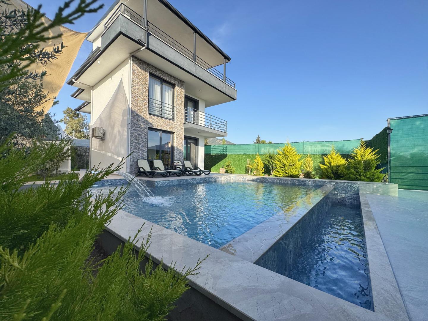 Villa Poli