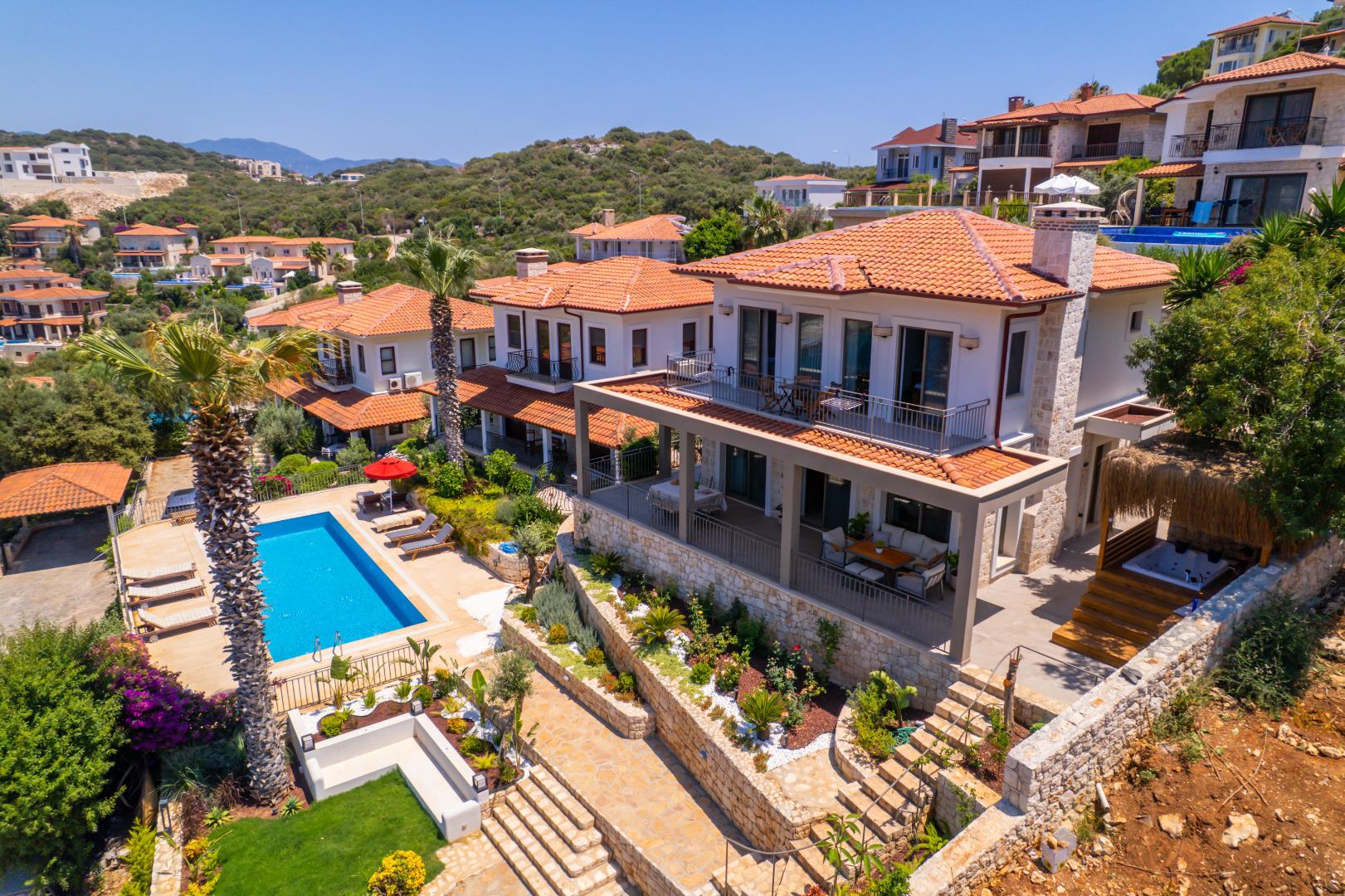 Villa Sayın